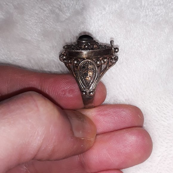 1940's Onyx Art Deco Bracelet and Lockett Ring Set - Picture 5 of 12